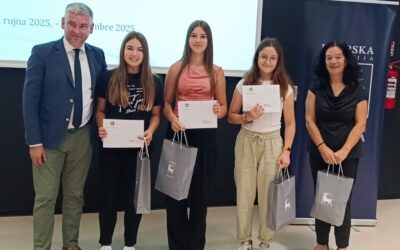 Green Teen Team Stoja na svečanoj dodjeli nagrada Istarske županije